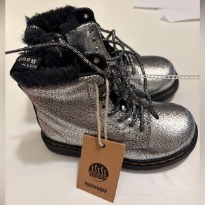 Kids silver fur Dr. Martens sz 10
